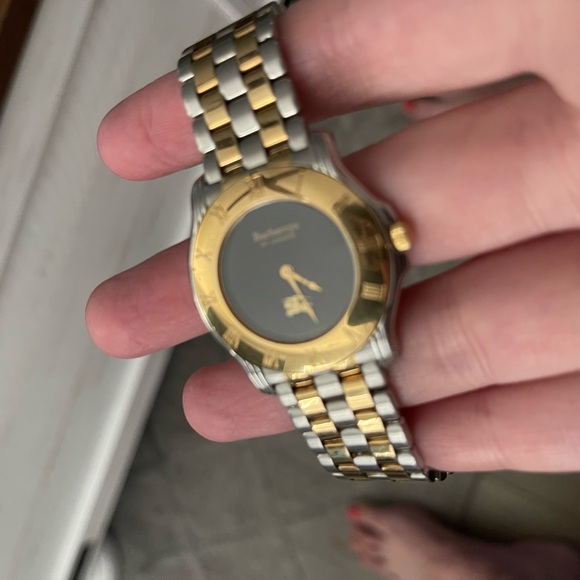 Vintage Burberrys London watch authentic - Picture 6 of 7